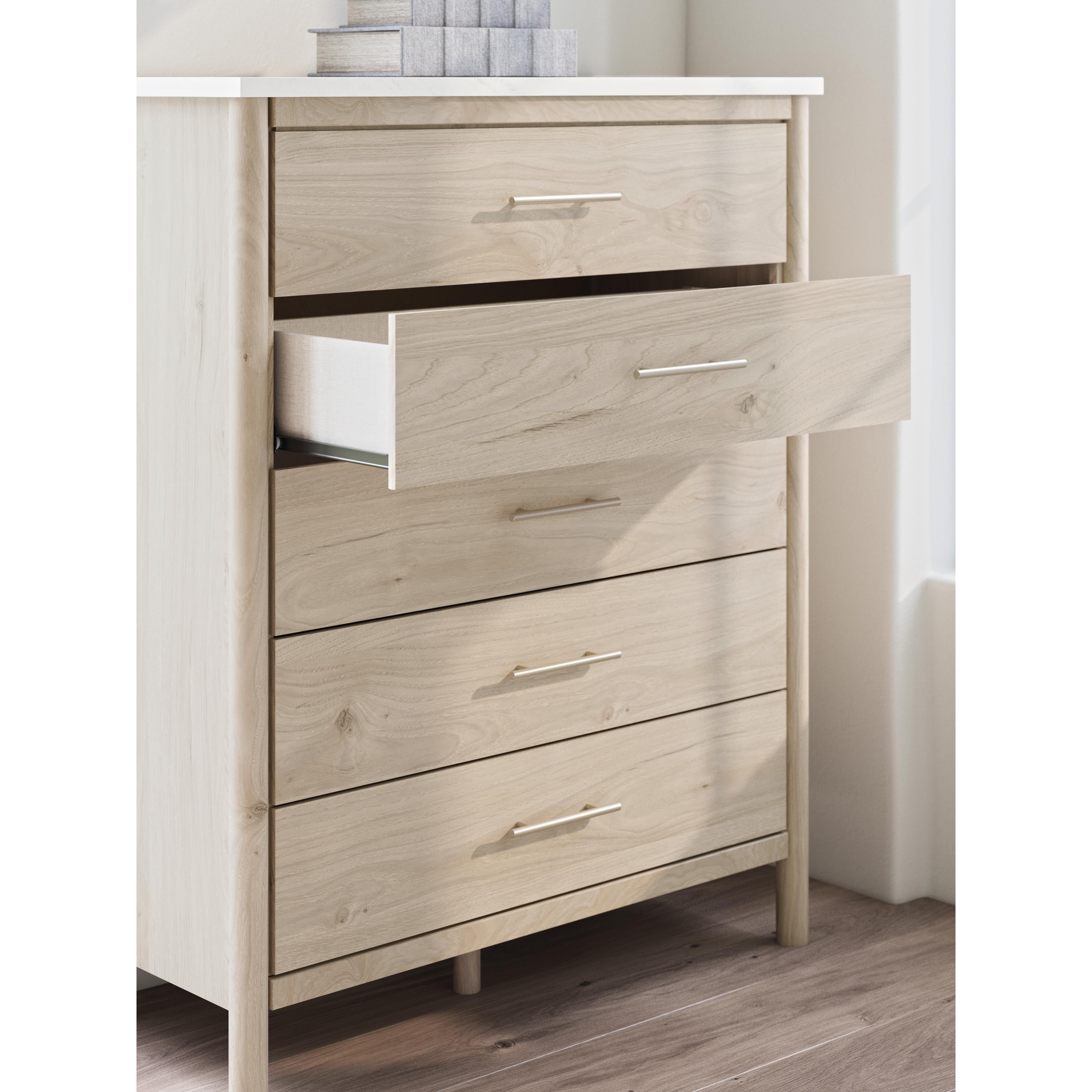 Signature Design by Ashley Cadmori 5-Drawer Chest B2615-345 IMAGE 8