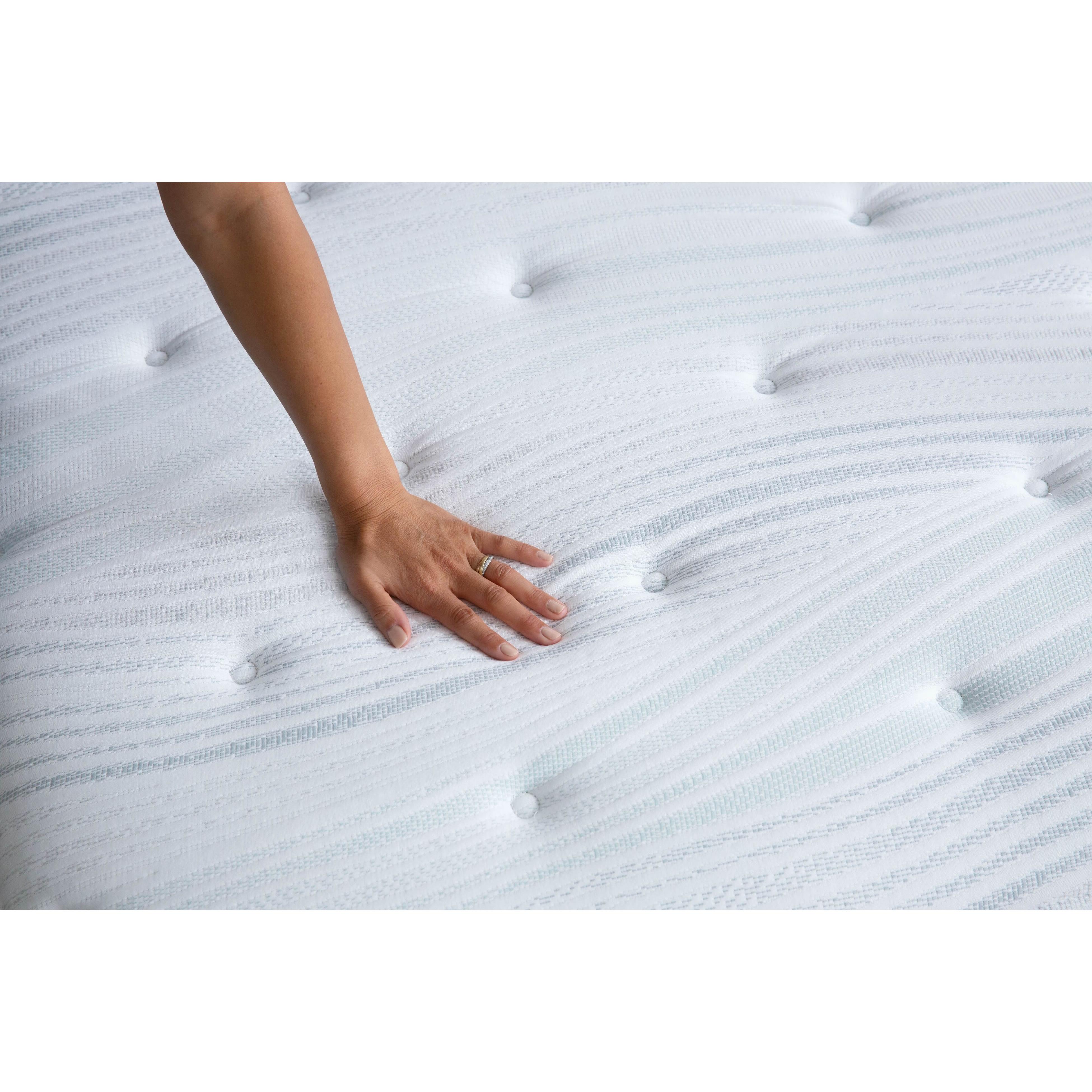 Beautyrest Alive 2.0 Medium Mattress (Queen) IMAGE 4