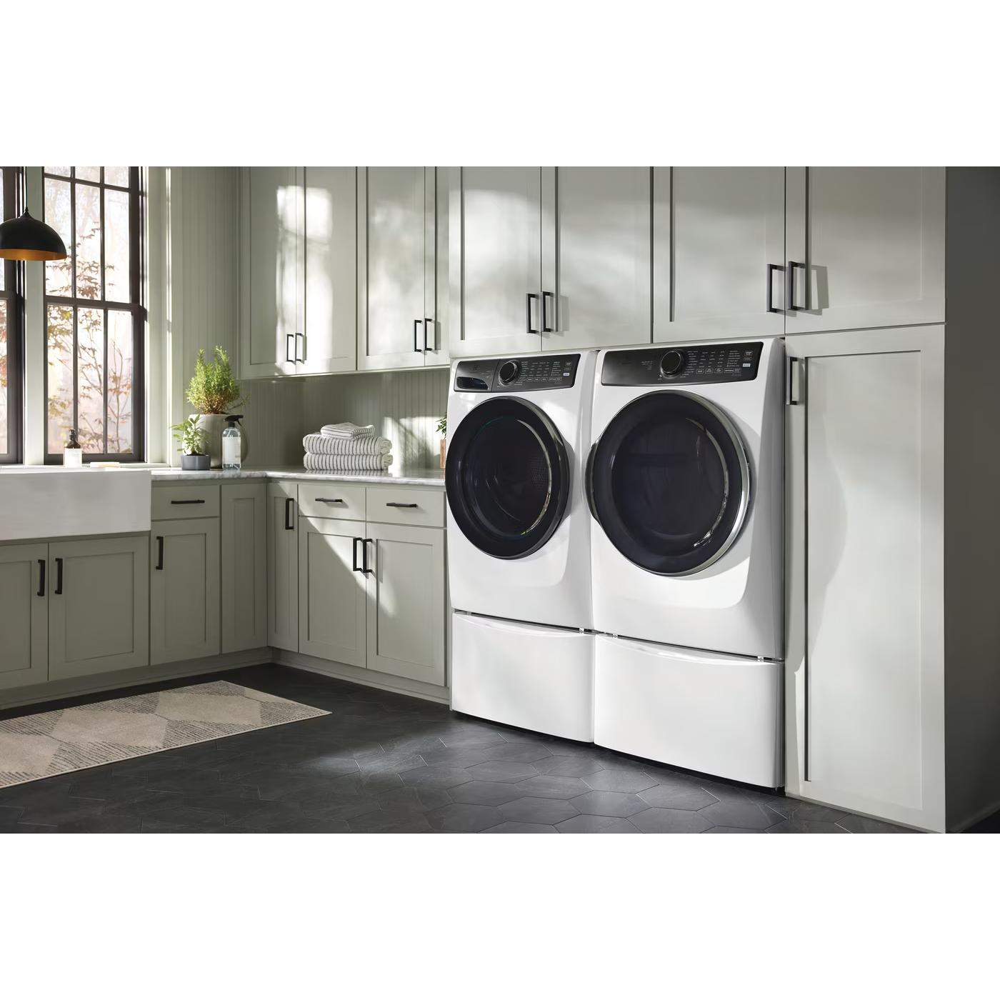 Electrolux 5.2 Cu. Ft. Front Load Perfect Steam™ Washer with LuxCare® ELFW7738AW IMAGE 10