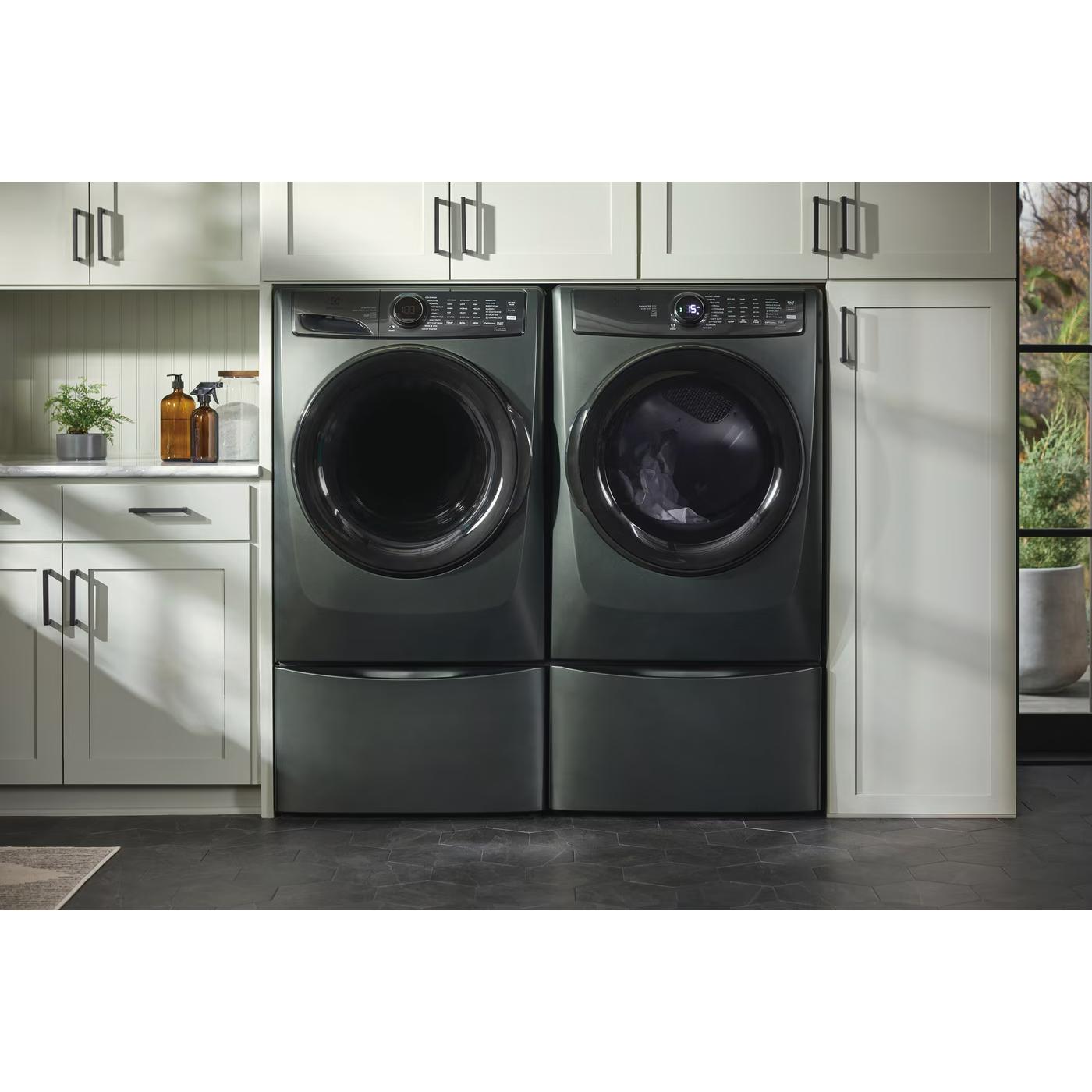 Electrolux 8.0 cu. ft. Front Load Perfect Steam™ Electric Dryer with Balanced Dry™ ELFE773CAA IMAGE 10