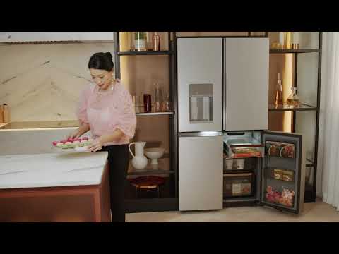 Café 36-inch, 27.4 cu. ft. French 4-Door Refrigerator CQE28DM5NS5 EXTERNAL_VIDEO 2