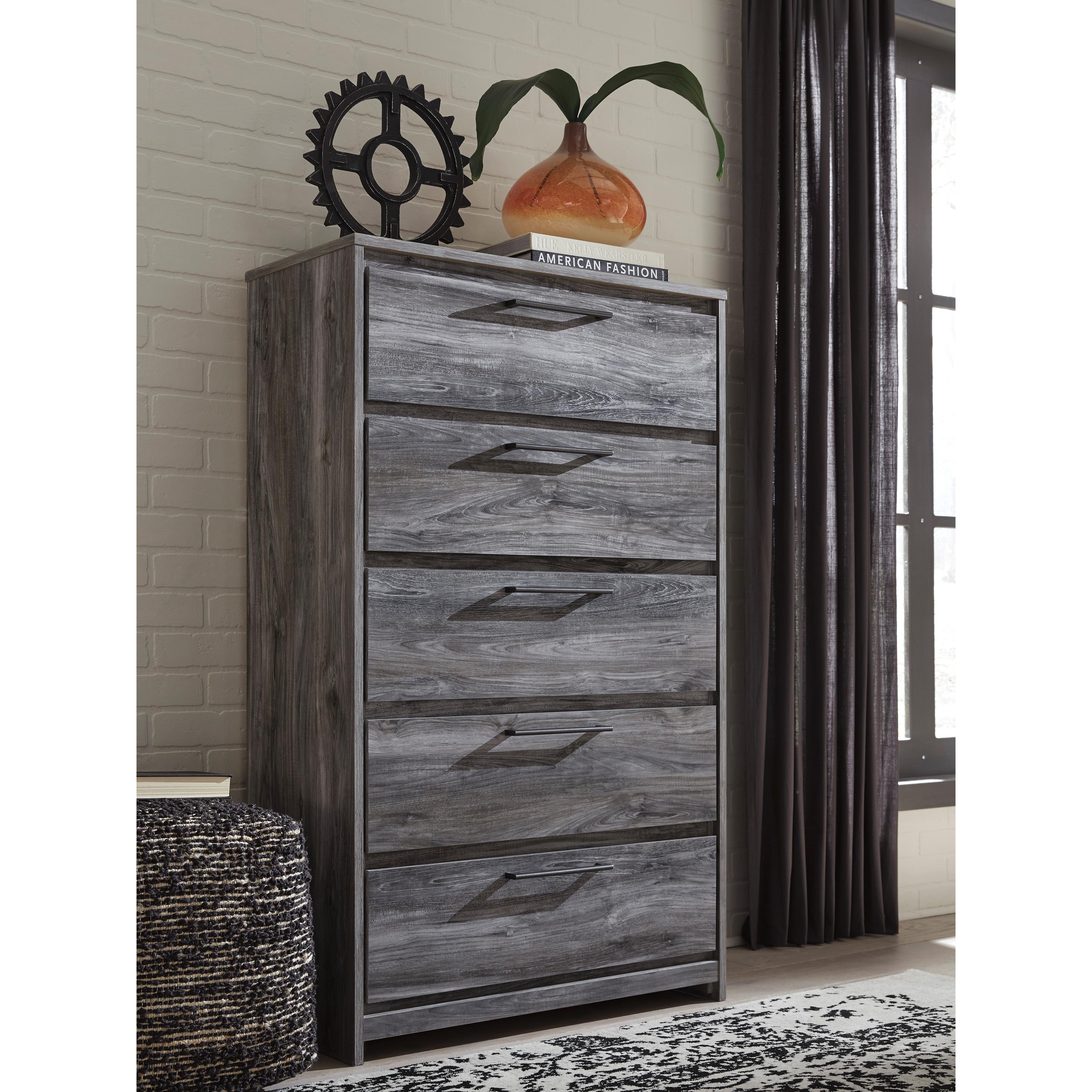 Signature Design by Ashley Baystorm 5-Drawer Chest B221-46 IMAGE 2