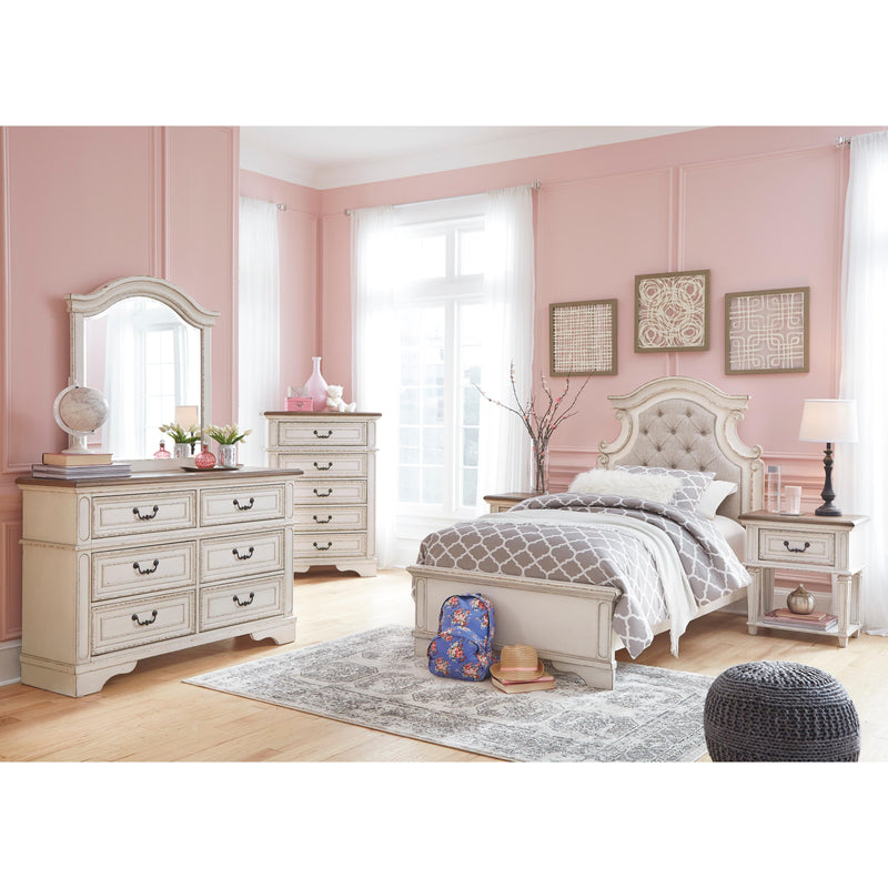 Signature Design by Ashley Realyn 6-Drawer Kids Dresser B743-21/B743-26 IMAGE 4