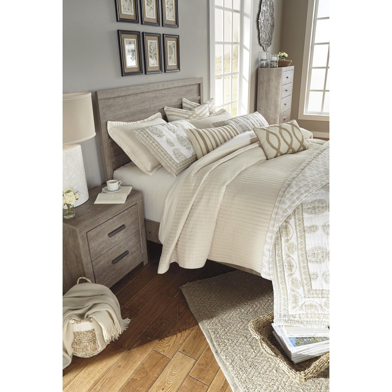 Culverbach queen deals panel bed