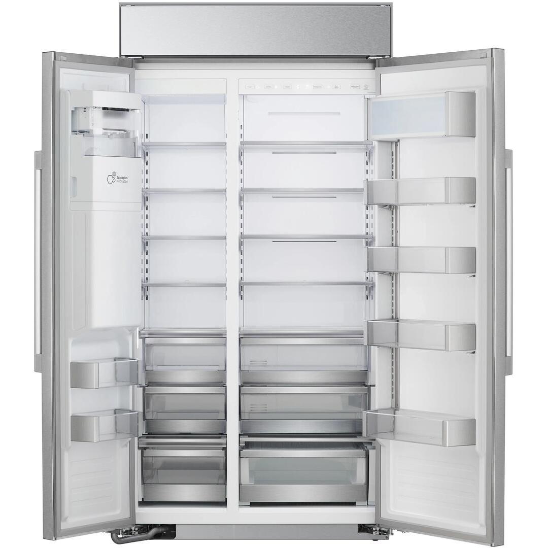 LG STUDIO 42-inch, 25.6 cu.ft. Built-in Side-by-Side Refrigerator with SpacePlus™ Ice System SRSXB2622S IMAGE 2